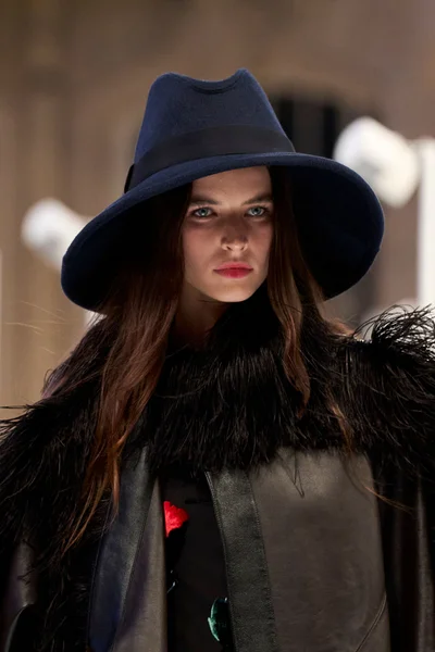 Look 35